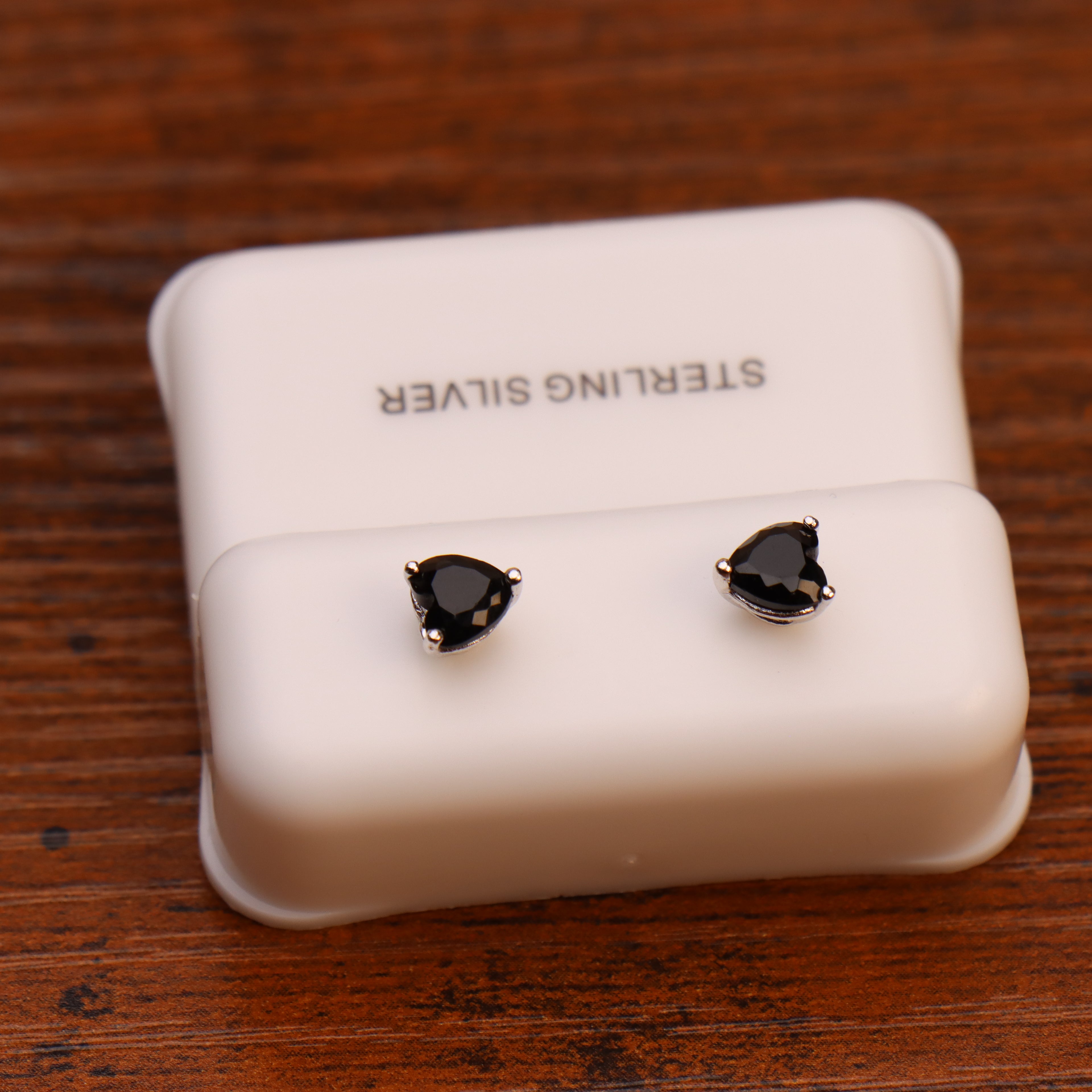 Black Dainty Cz Earrings Heart 925 Sterling Silver 5mm