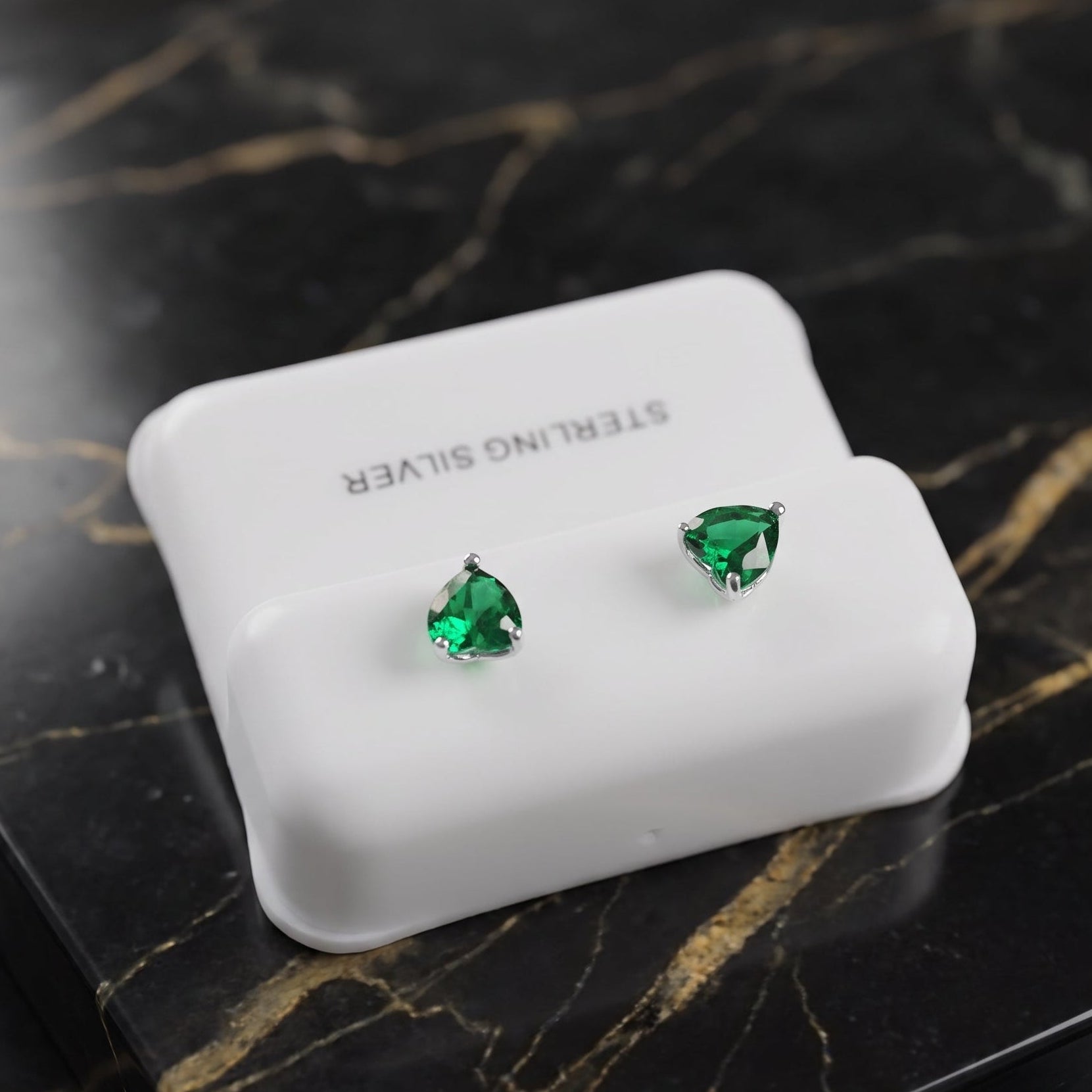 Green Dainty Cz Earrings Heart 925 Sterling Silver 5mm