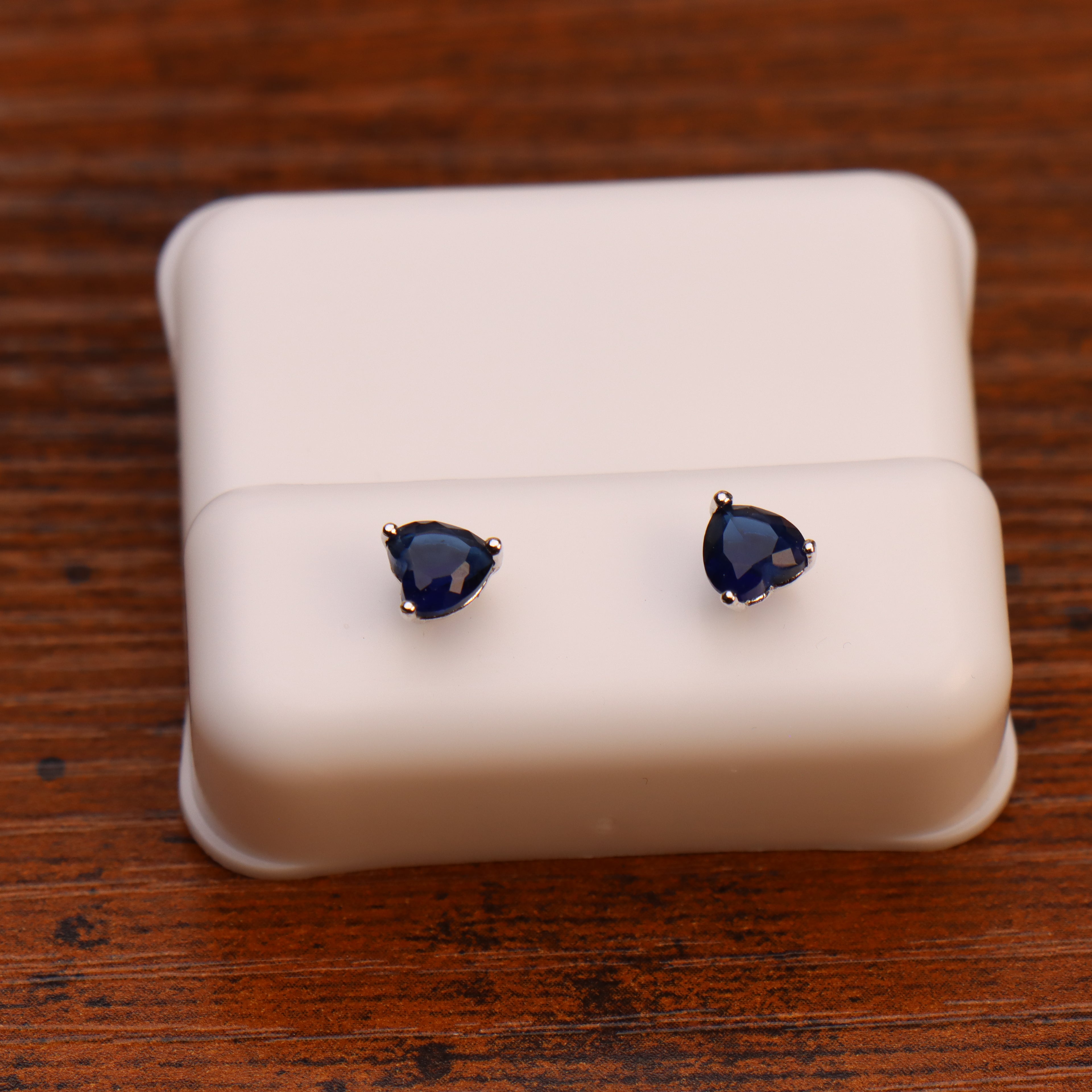 Dark Blue Dainty Cz Earrings Heart 925 Sterling Silver 5mm