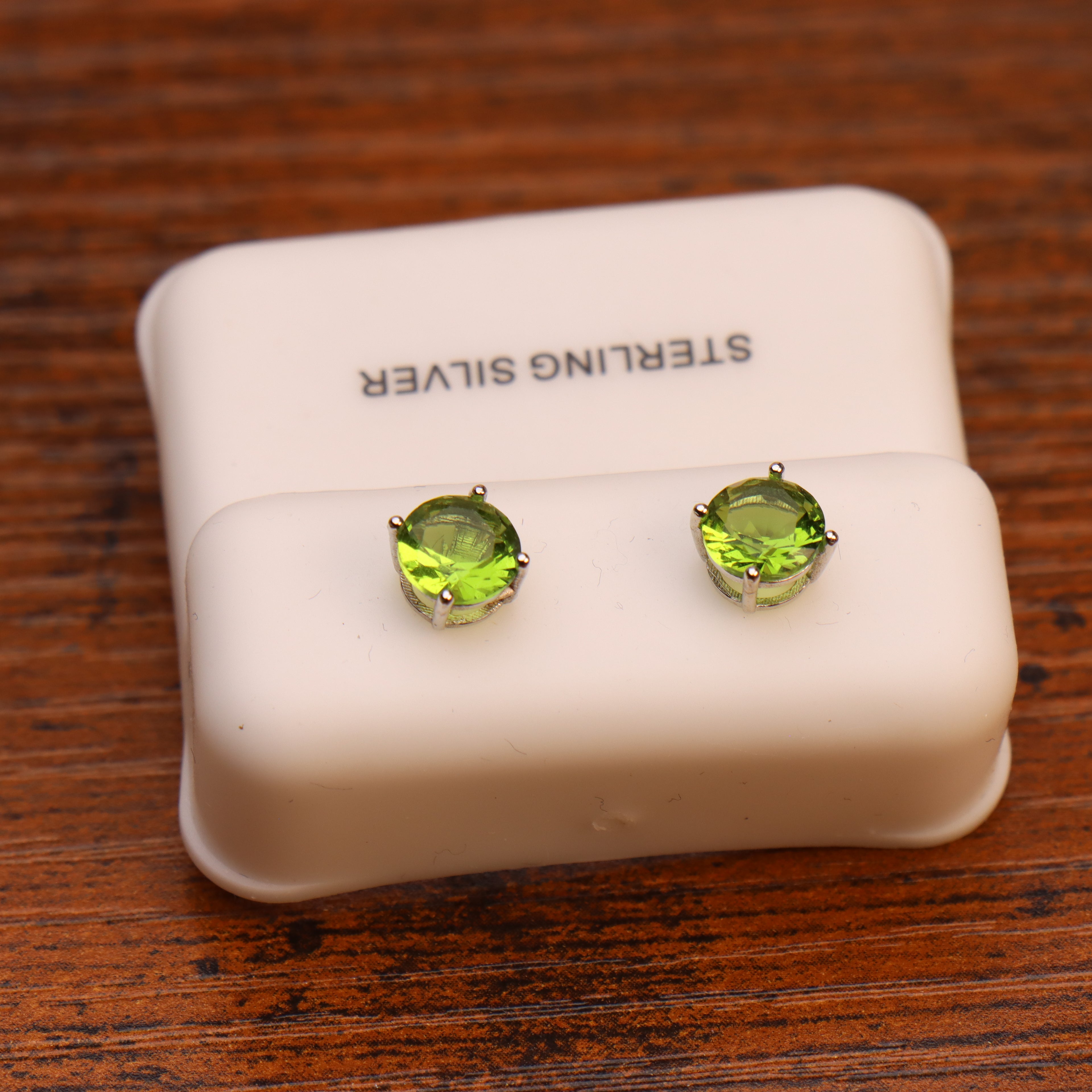 Peridot Cz Earrings Round 925 Sterling Silver 6mm