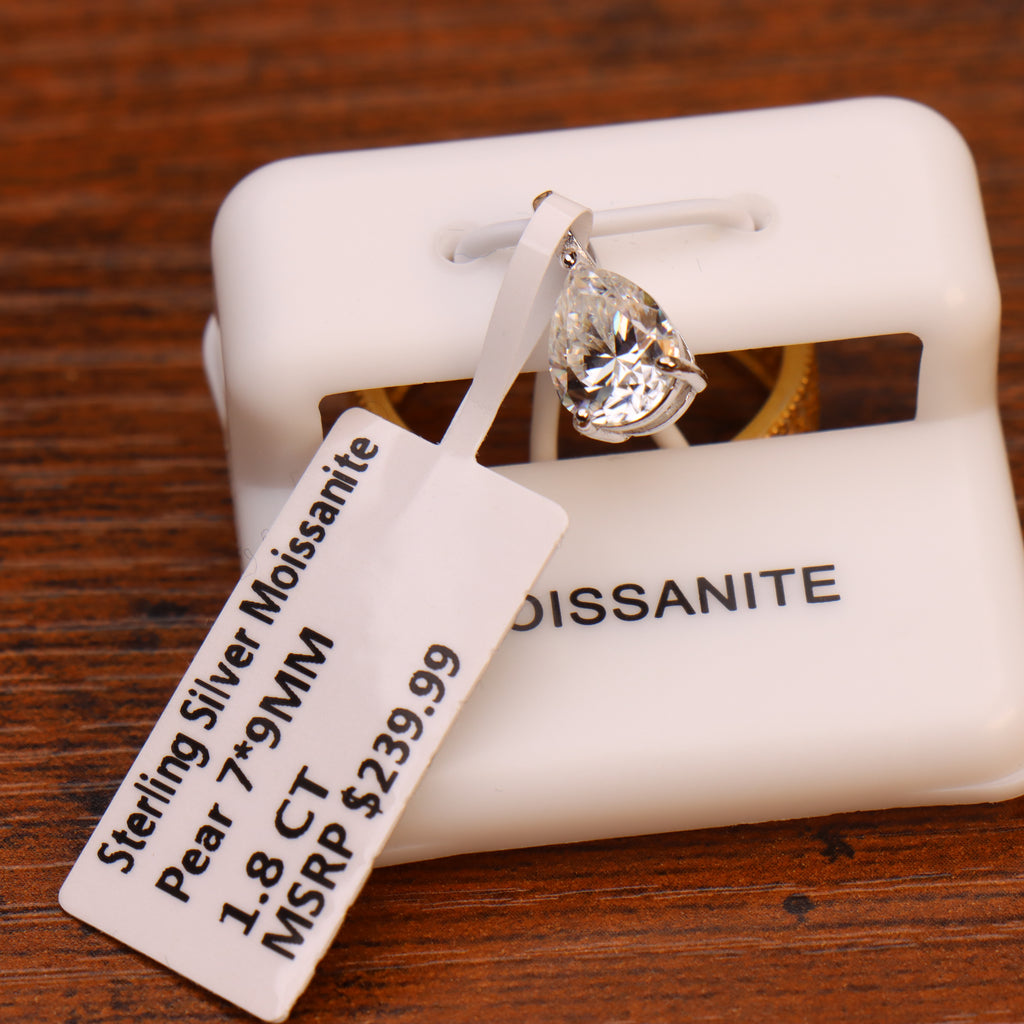 Genuine Moissanite Pear 1.8ct Pendant 925 Sterling Silver Gra Certified