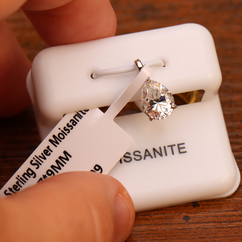 Genuine Moissanite Pear 1.8ct Pendant 925 Sterling Silver Gra Certified