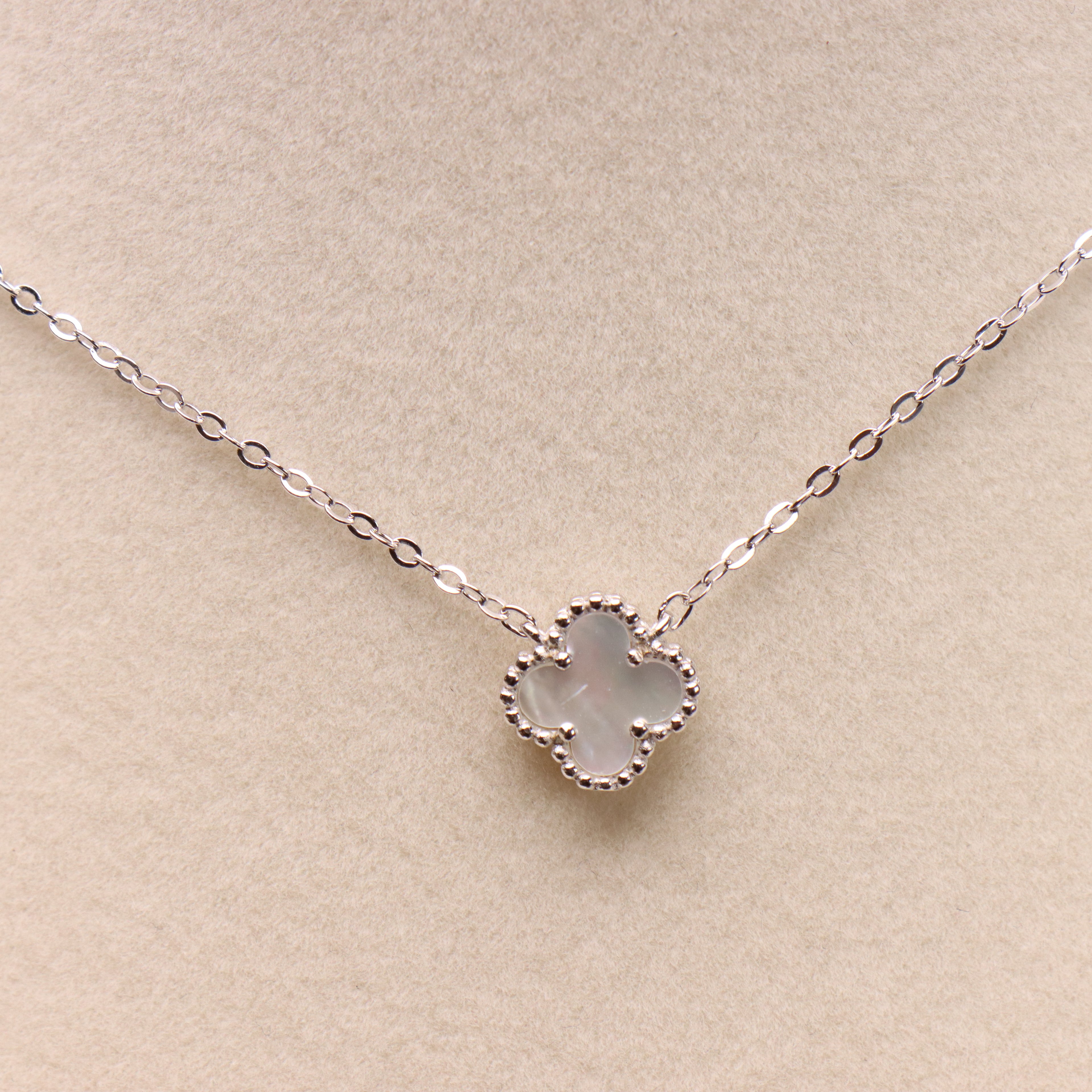 Mother Of Pearl Clover 18” Adjustable Necklace 925 Sterling Silver 9.5mm