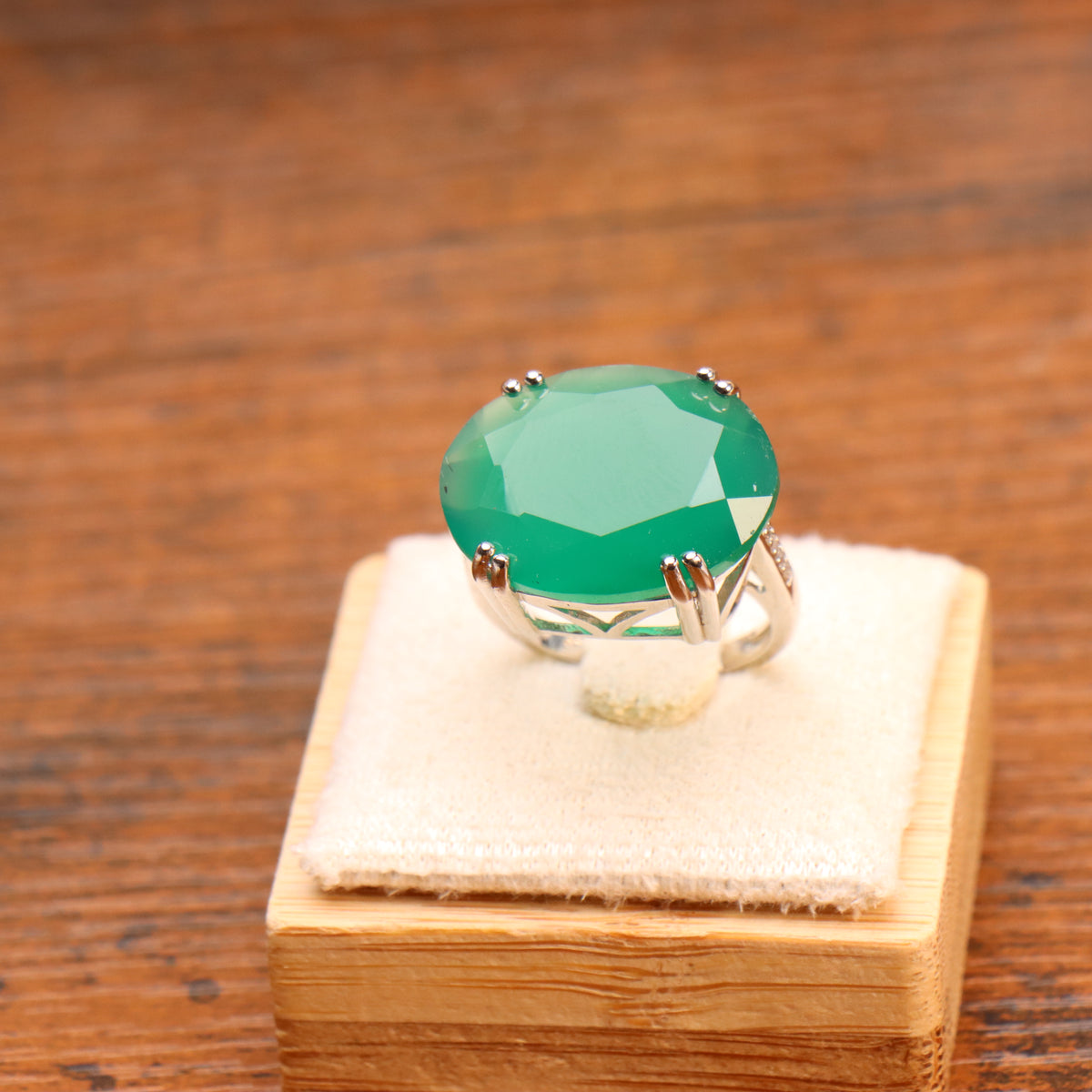 Large Emerald Stone Semi Precious Natural Ring 925 Sterling Silver Oval