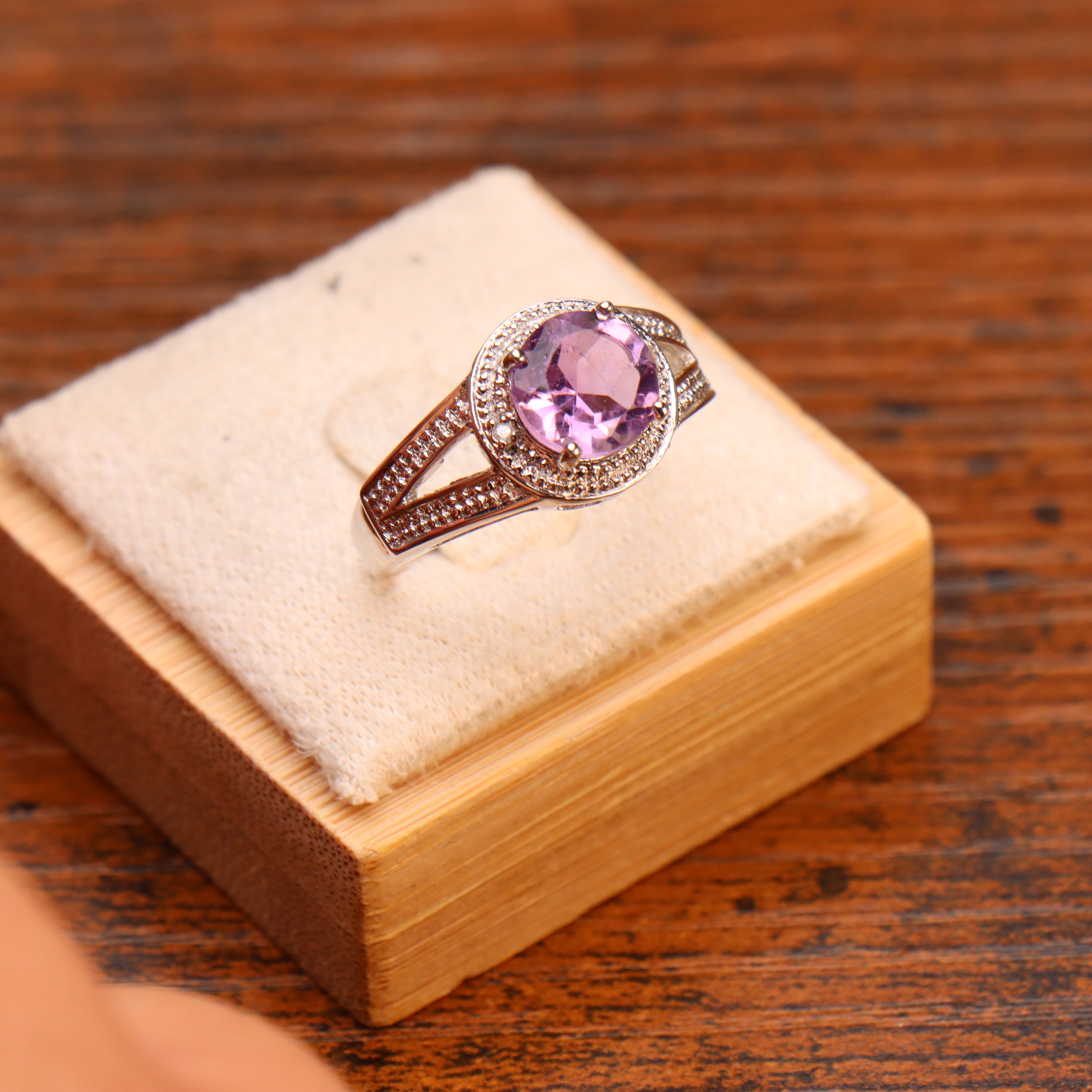 Amethyst Purple Semi Precious Natural Ring 925 Sterling Silver Round